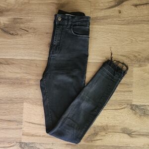 Zara Women's Skinny Jeans - Black